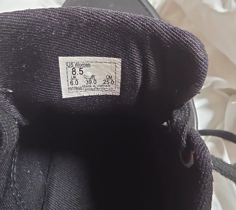 Womens VANS - Picture 4 of 4